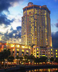 grand-copthorne-waterfront-hotel-singapore-front